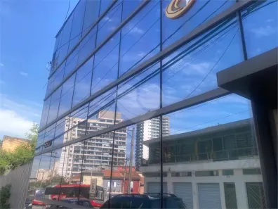 Prédio Comercial para alugar, 250m² no Vila Dom Pedro I, São Paulo