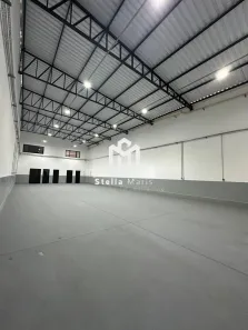 Galpão/Depósito/Armazém à venda, 375m² no Ayrosa, Osasco