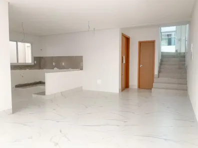 Sobrado com 3 Quartos à venda, 155m² no Jardim Vitória, Goiânia