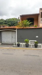 Casa com 3 Quartos à venda, 211m² no Duzentos e Quarenta e Nove, Volta Redonda