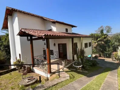 Casa com 4 Quartos à venda, 320m² no Maria Paula, São Gonçalo