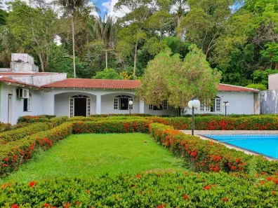 Casa com 4 Quartos para alugar, 650m² no Flores, Manaus