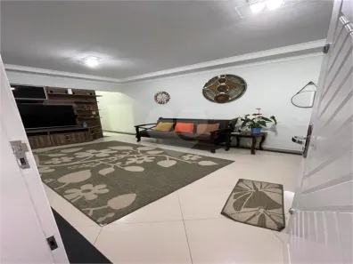 Sobrado com 3 Quartos à venda, 320m² no Cidade Patriarca, São Paulo