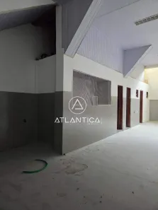 Ponto Comercial para alugar, 170m² no Sol e Mar, Macaé