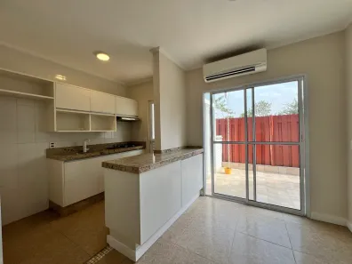 Casa de Condomínio com 2 Quartos para alugar, 78m² no Medeiros, Jundiaí
