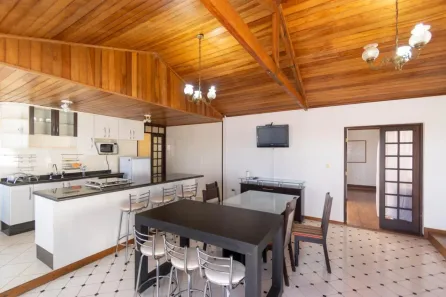 Apartamento com 1 Quarto para alugar, 232m² no Centro, Campo Largo