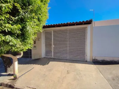 Casa com 2 Quartos à venda, 100m² no Jardim Santa Antonieta, Marília