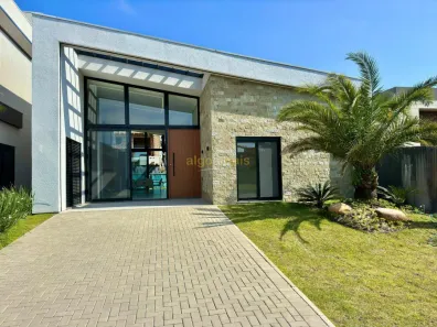 Casa de Condomínio com 4 Quartos à venda, 195m² no XANGRI-LÁ, Xangri-lá