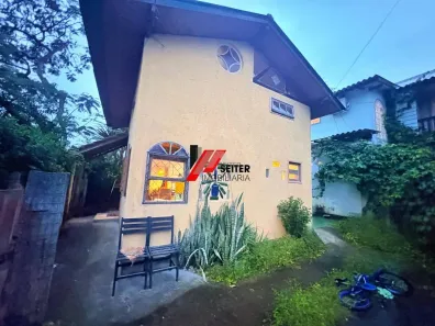 Casa com 2 Quartos à venda, 100m² no Lagoa da Conceição, Florianópolis