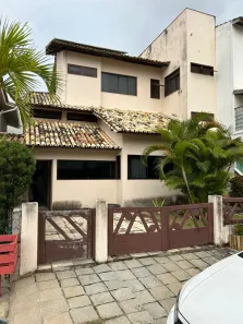 Casa de Condomínio com 4 Quartos à venda, 250m² no Piatã, Salvador