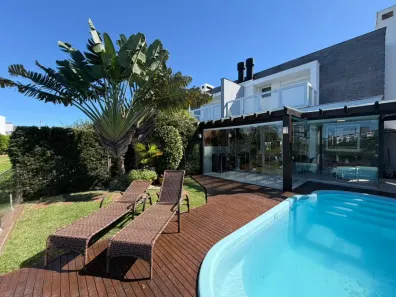 Casa de Condomínio com 4 Quartos à venda, 290m² no XANGRI-LÁ, Xangri-lá
