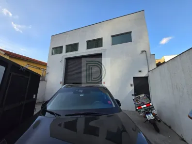 Galpão/Depósito/Armazém para alugar, 380m² no Ferreira, São Paulo