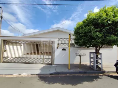 Casa com 3 Quartos para alugar, 200m² no Cidade Jardim, São Carlos