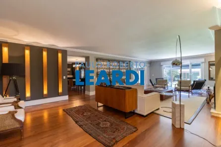 Sobrado com 6 Quartos à venda, 899m² no Santo Amaro, São Paulo