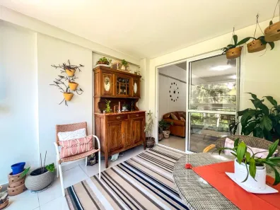 Apartamento com 3 Quartos para alugar, 130m² no Camboinhas, Niterói