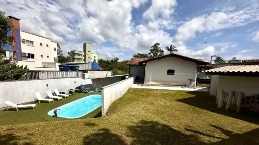 Casa com 3 Quartos à venda, 350m² no Velha, Blumenau