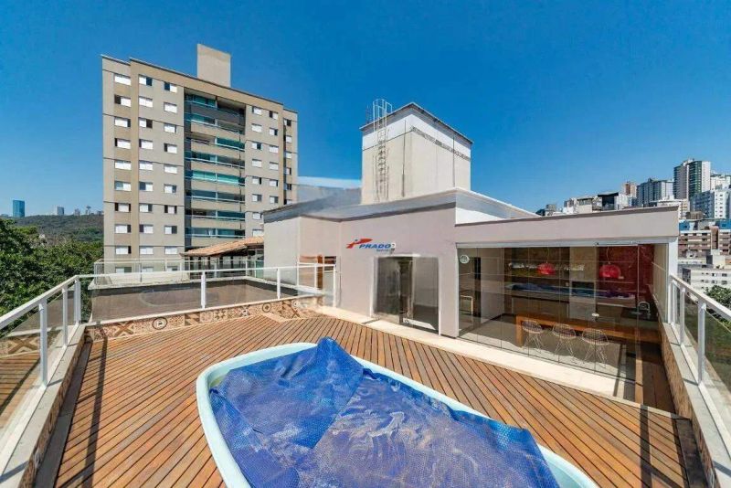 Cobertura com 4 quartos — Estoril, Belo Horizonte