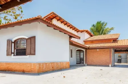 Casa com 3 Quartos à venda, 129m² no Bopiranga, Itanhaém