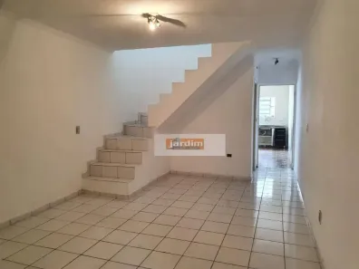Sobrado com 3 Quartos para venda ou aluguel, 186m² no Nova Petrópolis, São Bernardo do Campo