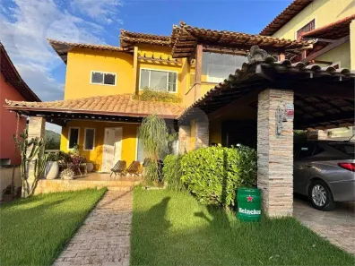 Casa de Condomínio com 3 Quartos à venda, 220m² no Sapê, Niterói