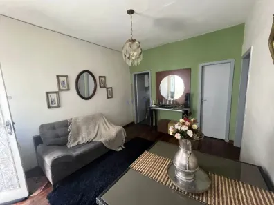 Casa com 2 Quartos à venda, 80m² no São João Batista (Venda Nova), Belo Horizonte