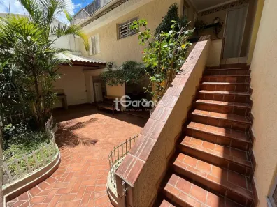 Sobrado com 3 Quartos à venda, 211m² no Vila Invernada, São Paulo