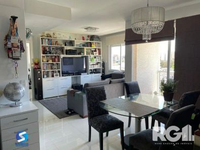 Apartamento com 2 Quartos à venda, 69m² no Passo da Areia, Porto Alegre