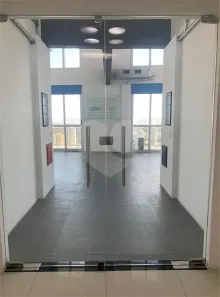 Sala Comercial com 1 Quarto para venda ou aluguel, 875m² no Vila São Francisco (Zona Sul), São Paulo