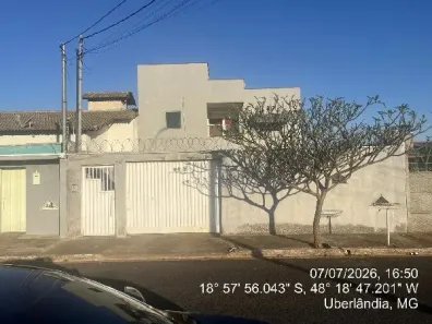 Apartamento com 2 Quartos à venda, 56m² no Jardim Holanda, Uberlândia