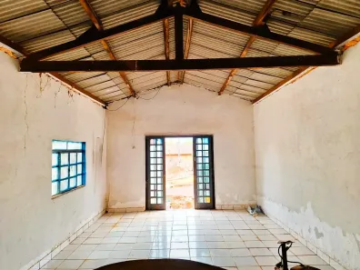 Ponto Comercial à venda, 60m² no Piracaiba, Araguari