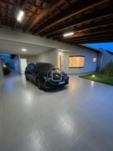 Casa com 3 Quartos à venda, 198m² no Vila Olinda, Campo Grande