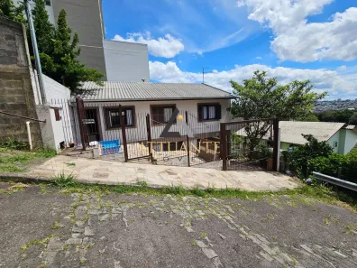 Casa com 3 Quartos à venda, 76m² no São Luiz, Caxias do Sul