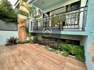 Casa de Condomínio com 3 Quartos à venda, 217m² no Camboinhas, Niterói