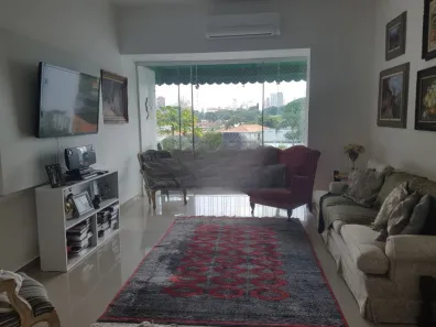 Sobrado com 4 Quartos à venda, 450m² no Sumaré, São Paulo