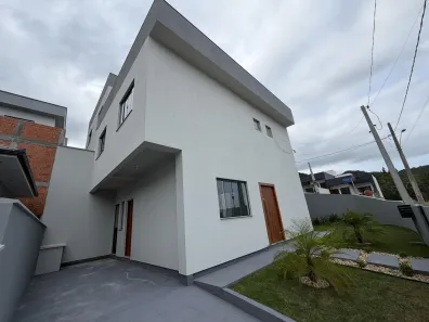 Sobrado com 2 Quartos à venda, 105m² no Forquilhas, São José