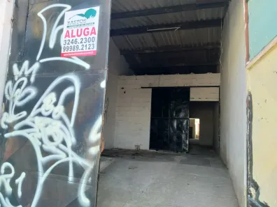 Prédio Comercial para alugar, 180m² no Moura Brasil, Fortaleza