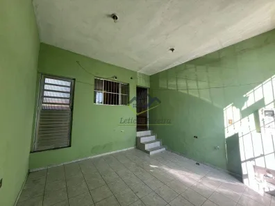 Sobrado com 2 Quartos à venda, 143m² no Calmon Viana, Poá