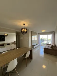 Apartamento com 3 Quartos para alugar, 80m² no Zona 07, Maringá