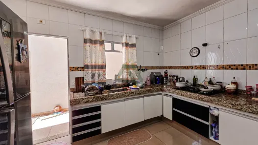 Casa com 4 Quartos à venda, 60m² no Parque Residencial Virginio Basso, Sumaré