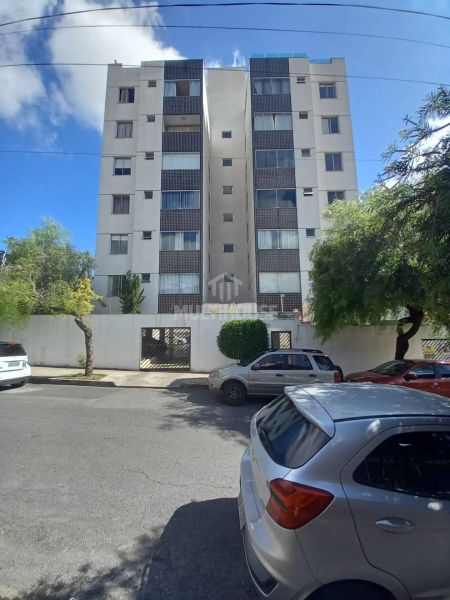Apartamento com 3 quartos — Planalto, Belo Horizonte