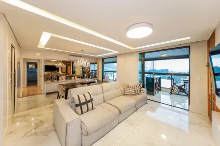 Apartamento com 4 Quartos à venda, 208m² no Cascatinha, Juiz de Fora