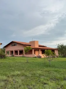 Fazenda/Sítio com 4 Quartos à venda, 145m² no Samambaia Norte, Brasília