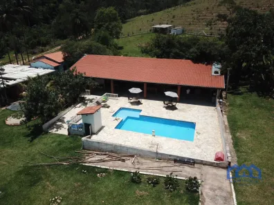 Fazenda/Sítio com 4 Quartos à venda, 10000m² no , Mairinque