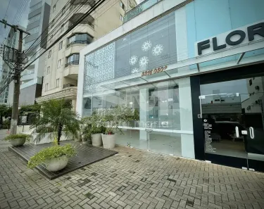 Sala Comercial para alugar, 190m² no Maria Goretti, Chapecó