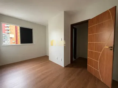 Apartamento com 3 Quartos à venda, 114m² no Renascença, São Luís