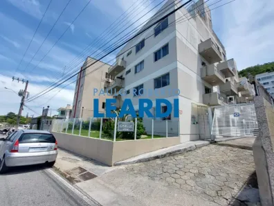 Apartamento com 2 Quartos à venda, 81m² no Ponta de Baixo, São José