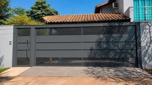 Sobrado com 4 Quartos à venda, 257m² no Vila Nascente, Campo Grande