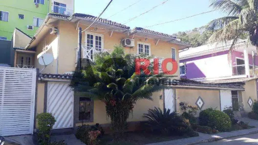 Casa de Condomínio com 4 Quartos à venda, 350m² no Taquara, Rio de Janeiro