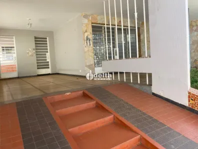 Casa com 3 Quartos à venda, 309m² no Lídice, Uberlândia