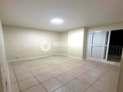 Apartamento com 2 Quartos à venda, 70m² no Centro, Uberlândia